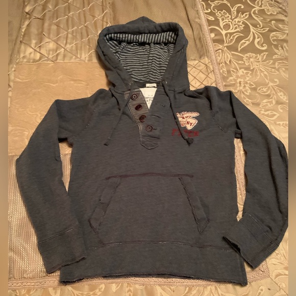 Abercrombie & Fitch Other - -Abercrombie hood *